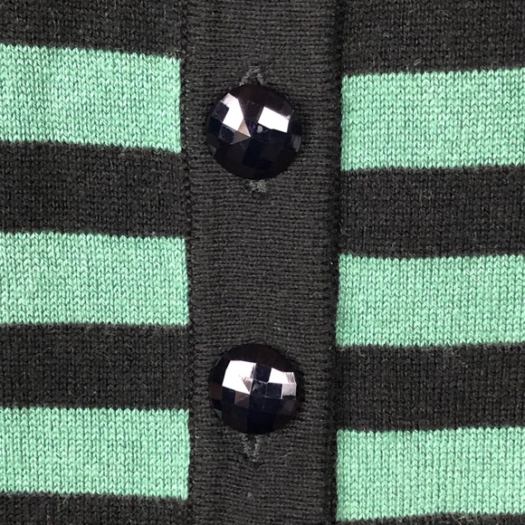 PBJ Sport Long Button Down Knit Blouse - Picture 6 of 8